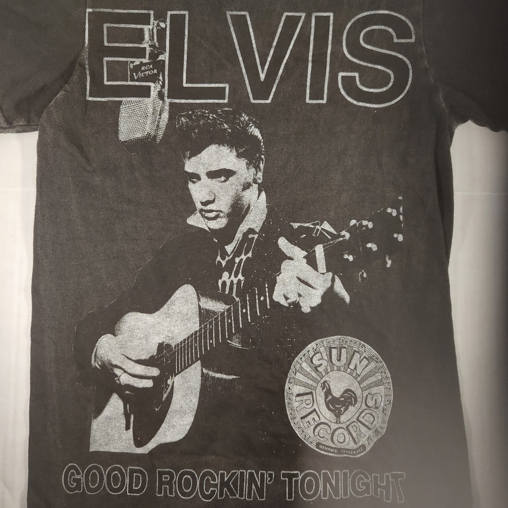 NWOT Men's Elvis Good Rockin' Tonight   Distressed T-shirt - Picture 2 of 4
